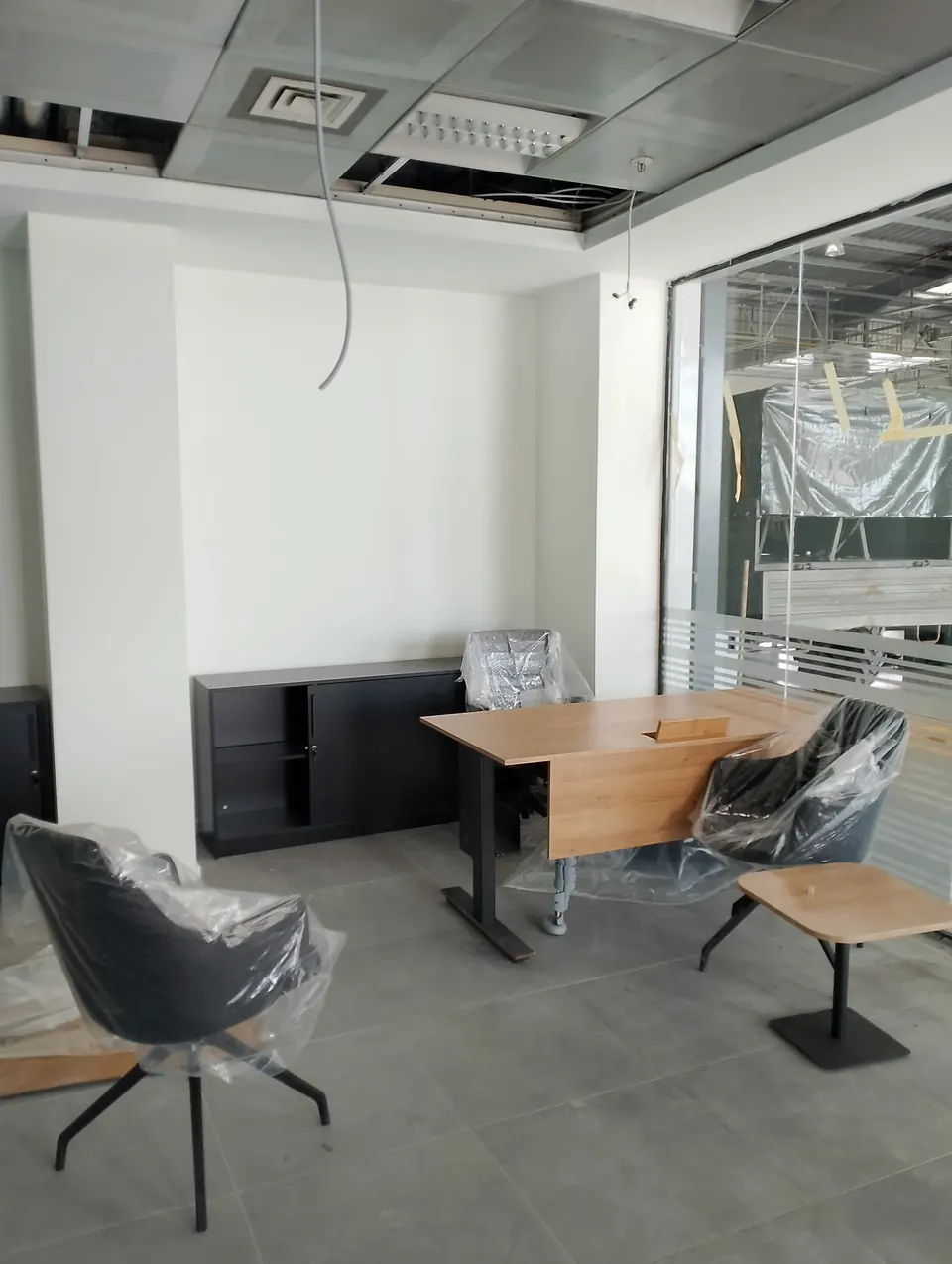 Koluman Mercedes · Aksaray Showroom / Uygulama görünümü