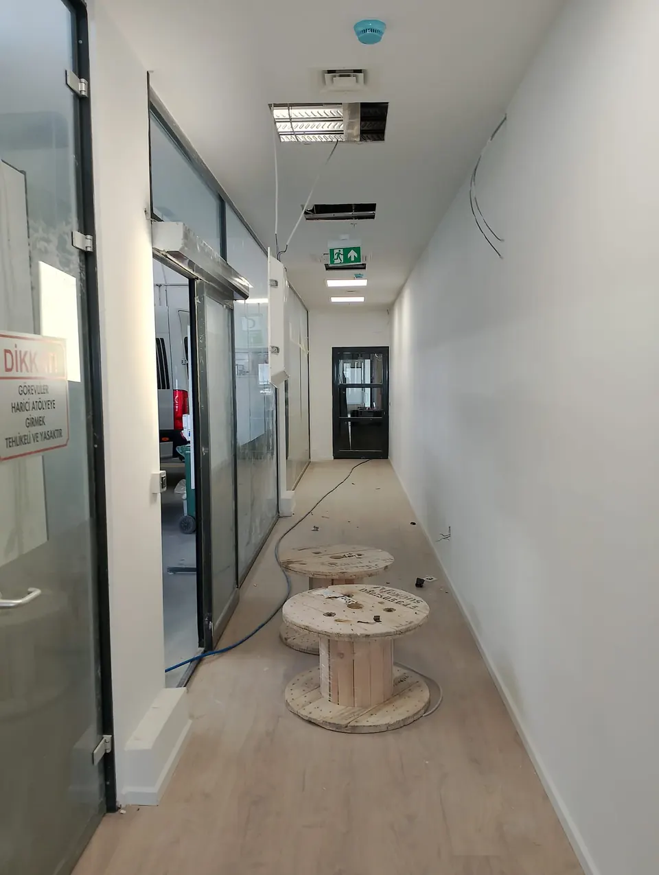Koluman Mercedes · Aksaray Showroom / Uygulama görünümü