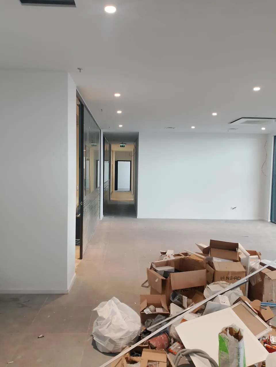 Koluman Mercedes · Aksaray Showroom / Uygulama görünümü