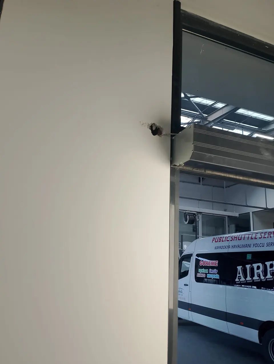 Koluman Mercedes · Aksaray Showroom / Uygulama görünümü