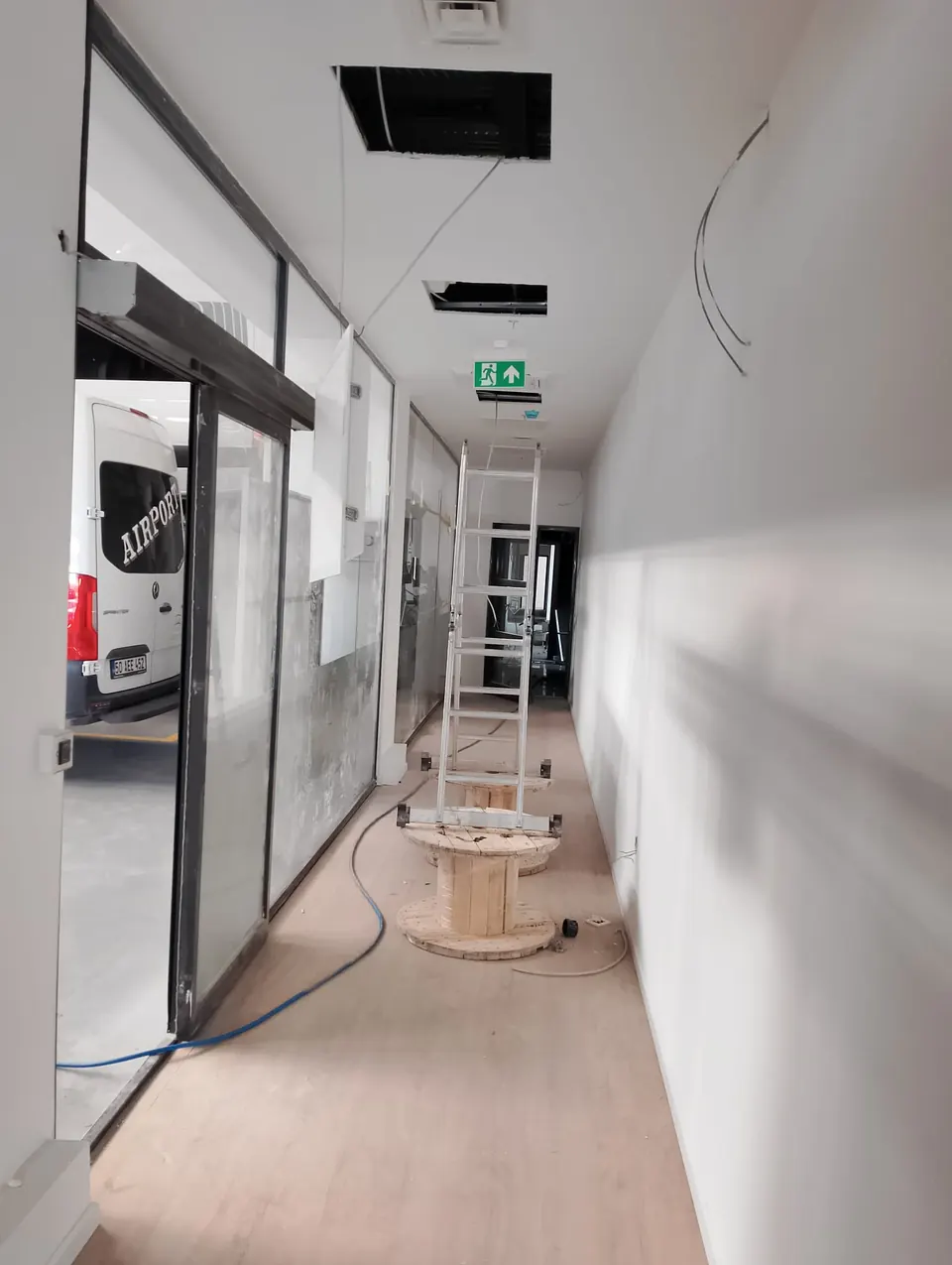 Koluman Mercedes · Aksaray Showroom / Uygulama görünümü