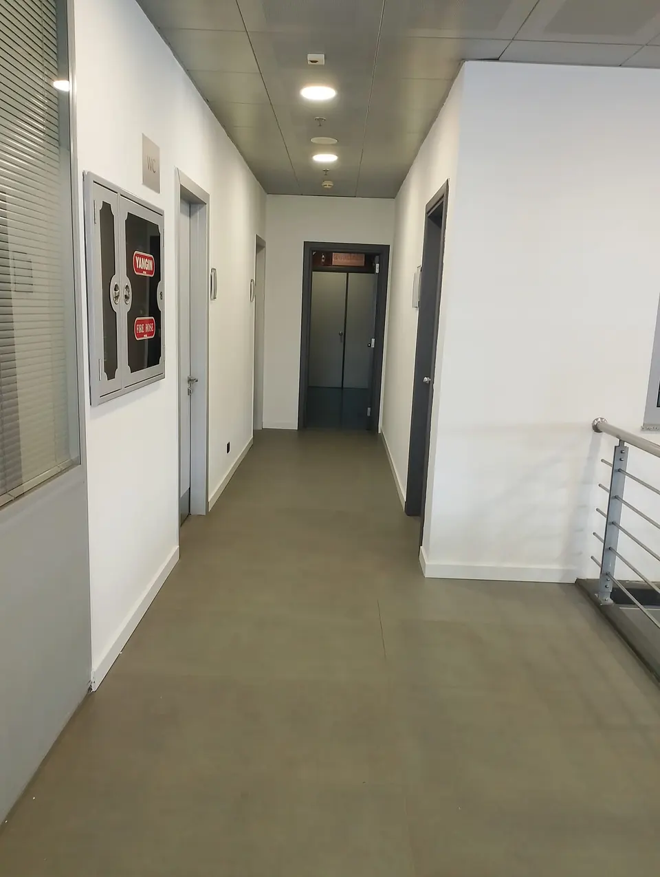 Koluman Mercedes · Ankara Gölbaşı Showroom ve Servis / Uygulama görünümü