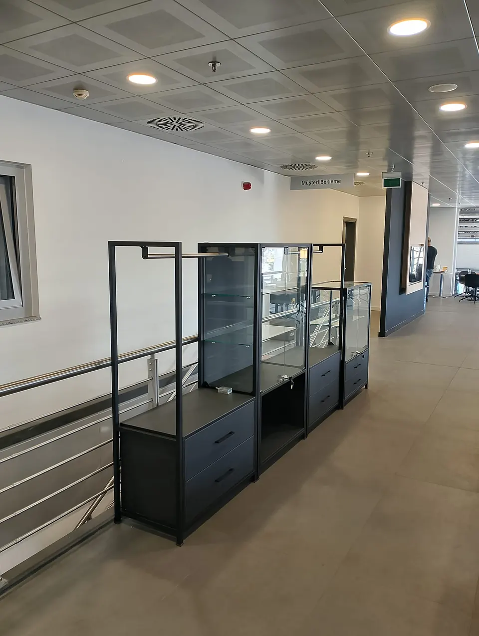 Koluman Mercedes · Ankara Gölbaşı Showroom ve Servis / Uygulama görünümü