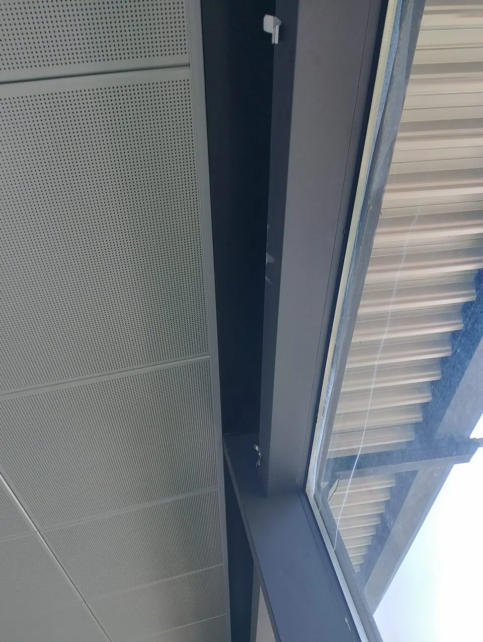 Koluman Mercedes · Ankara Gölbaşı Showroom ve Servis / Uygulama görünümü