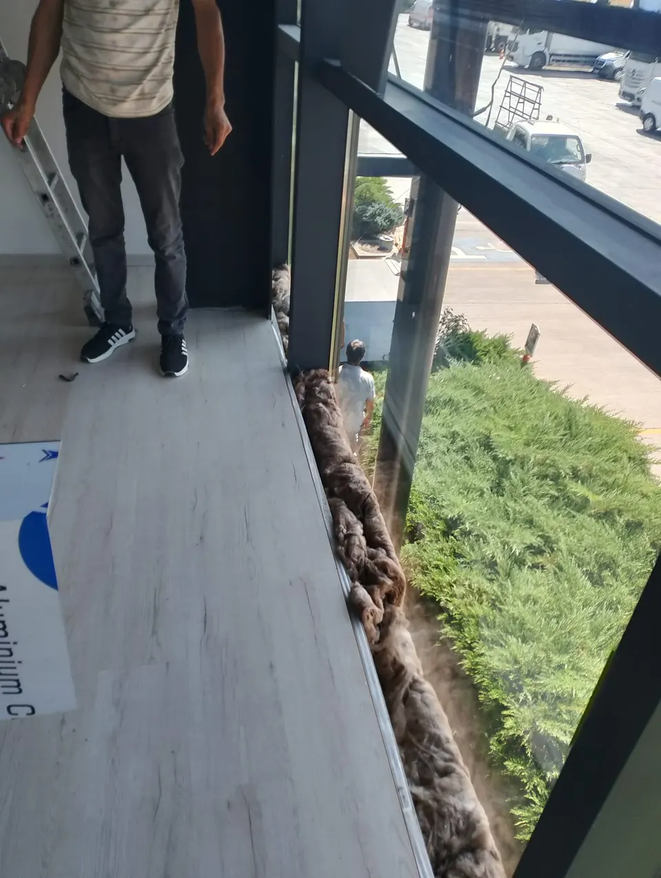 Koluman Mercedes · Ankara Gölbaşı Showroom ve Servis / Uygulama görünümü