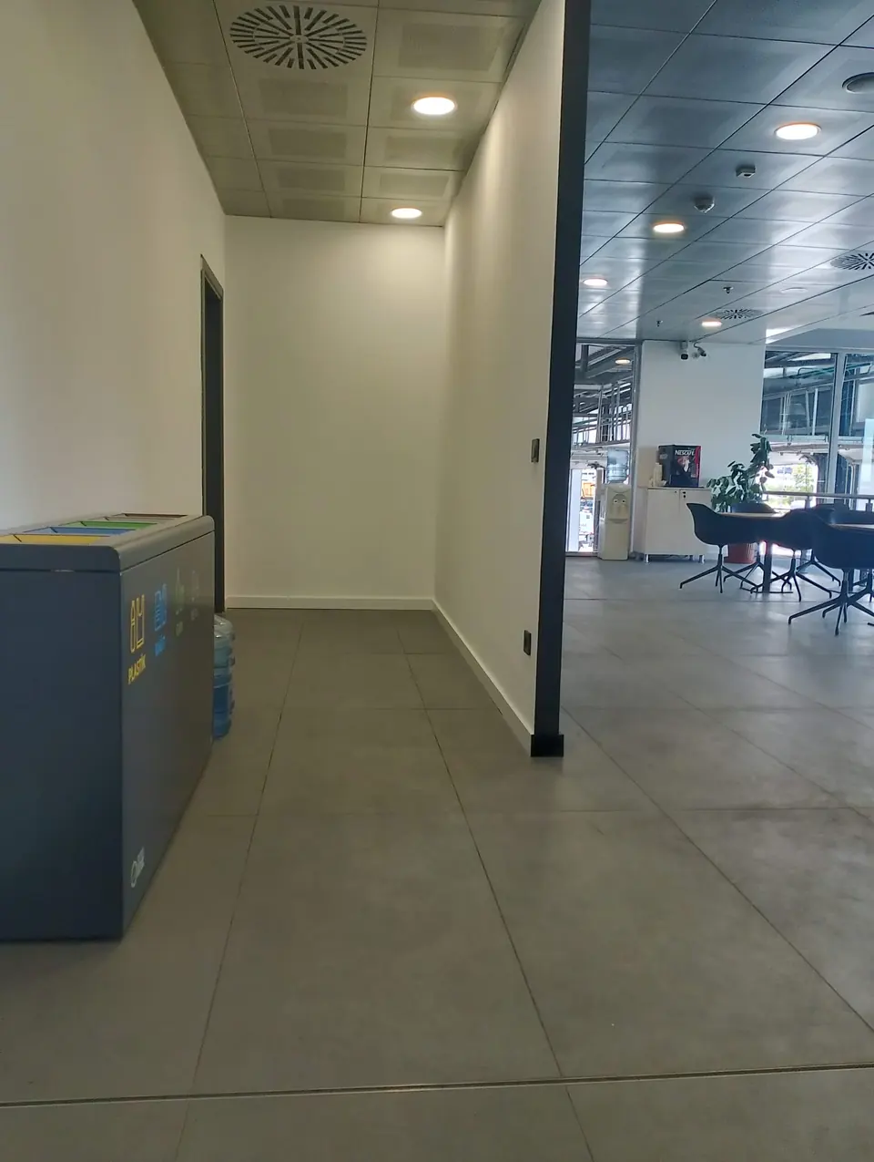 Koluman Mercedes · Ankara Gölbaşı Showroom ve Servis / Uygulama görünümü