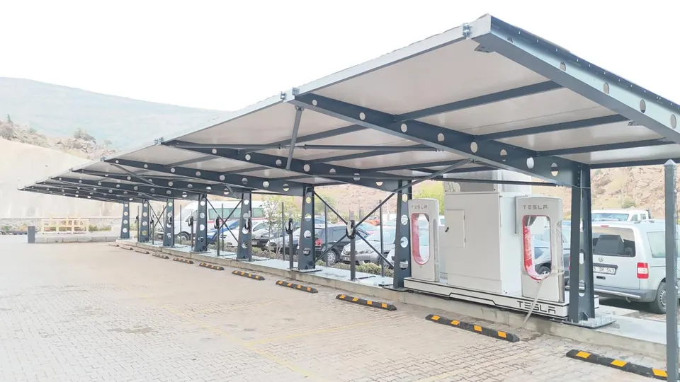 Tesla · Westpark İzmir Showroom ve Servis / Uygulama görünümü